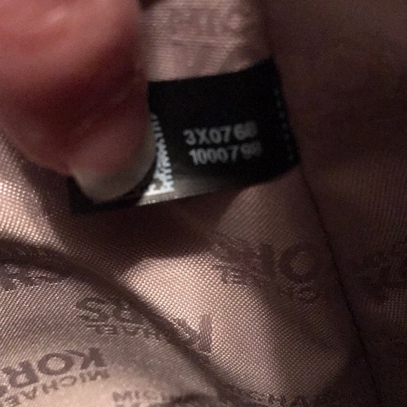 Michael Kors Ciara Large Top Zip Satchel - Picture 7 of 8